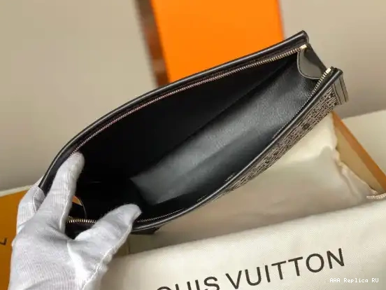 Aaa replica ru POUCH LOUIS VUITTON 26 1854 TOILETRY SINCE 0523
